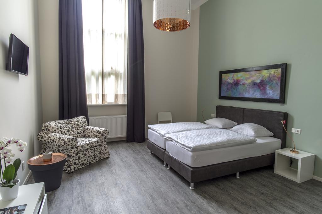 Bed & Breakfast De Oale School Lattrop Екстер'єр фото